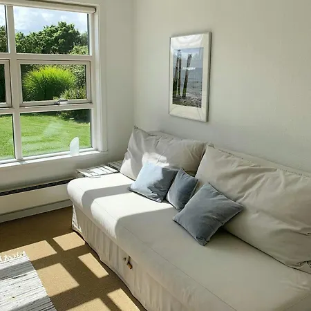 Light Blue 60's Summer House By Jorgenso Casa de Férias